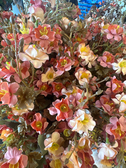 Ramo con Rose Pimpinellifolia H. 46cm - 4 Colori