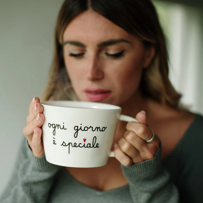 Set 2 Tazze Colazione "Ogni Giorno è Speciale"