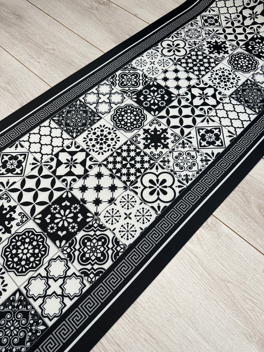 Rug by the Meter in Polyester with Black Cementine Non-slip Digital Print