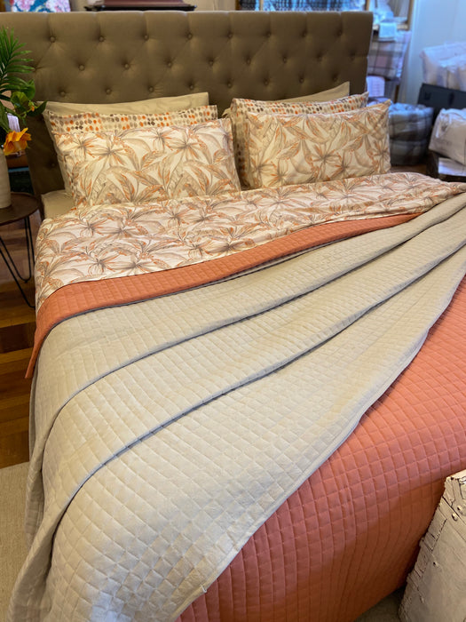 Quilt Atelier Solid Color Beige Double