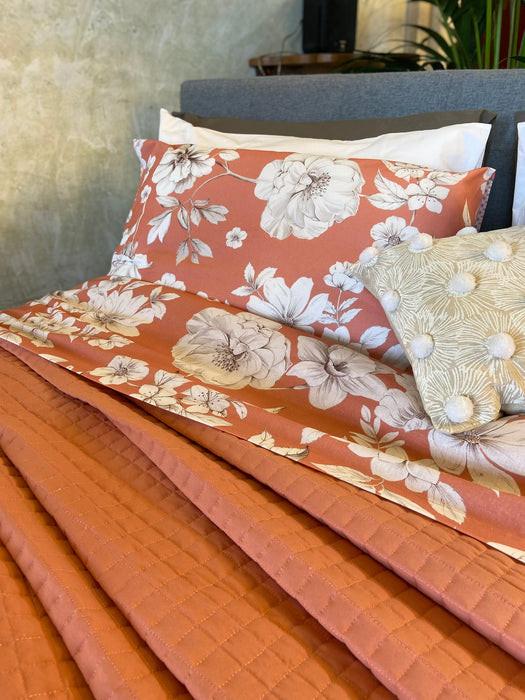 Quilt Atelier Solid Color Coral Double